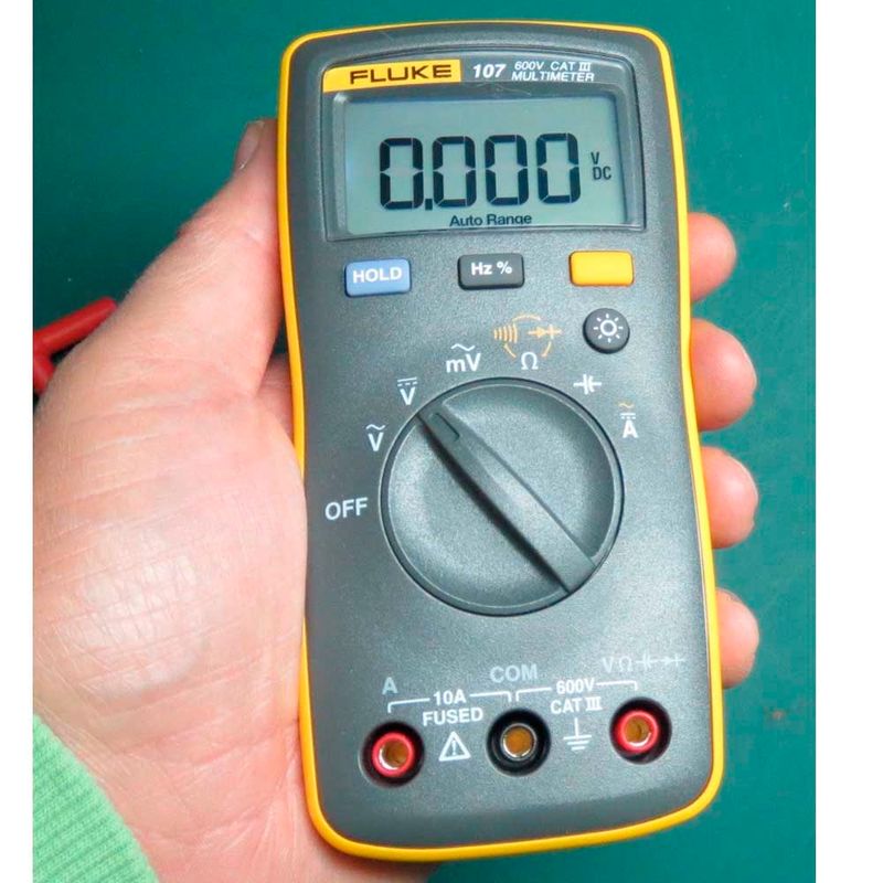 Multimetro-Digital-107-Fluke-CAT-III-600V