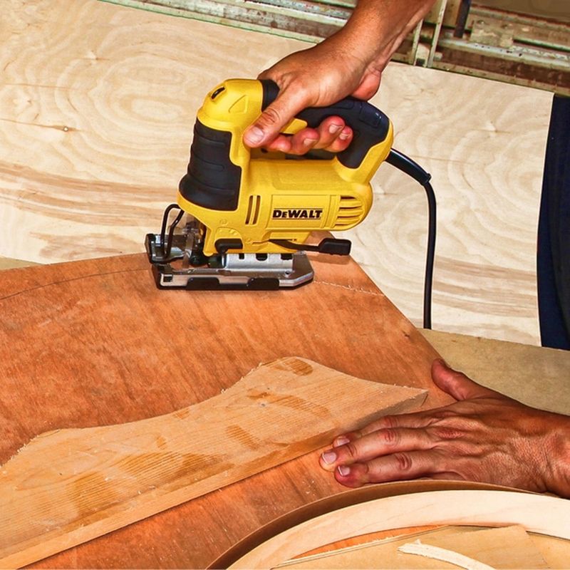 Serra-Tico-Tico-Orbital-DWE300-220V-Dewalt-ant-ferramentas-1
