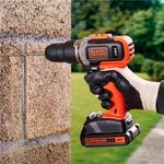 ParafusadeiraFuradeiradeImpactoaBateria20V38BlackDeckerBCD704C1ANTFerramentas