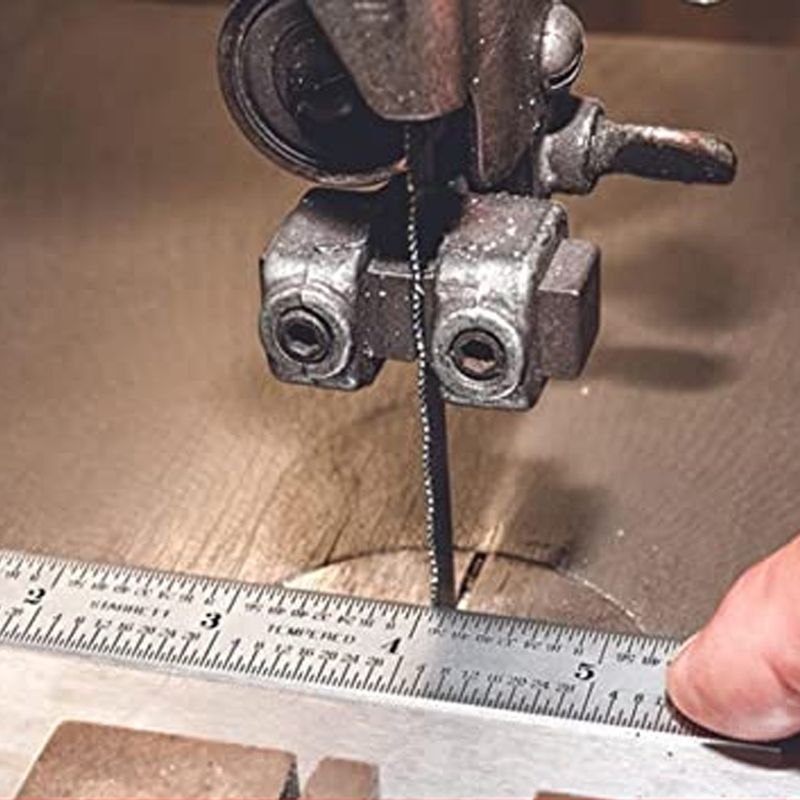 Escala-De-Aco-Com-Graduacao-Em-Milimetros-150-x-19-x-12mm-Starrett-C635-150-ANT-Ferramentas