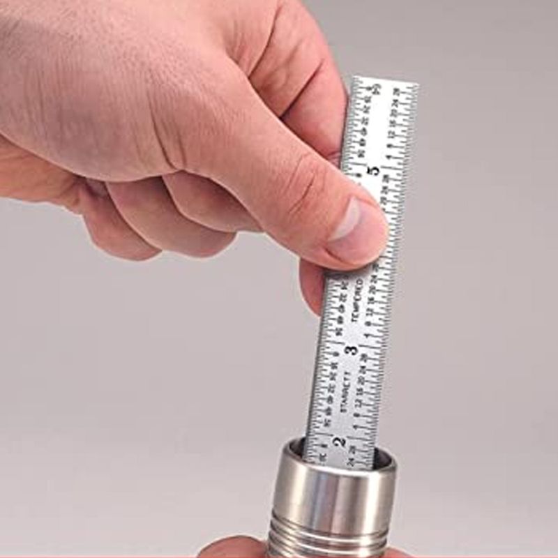 Escala-De-Aco-Com-Graduacao-Em-Milimetros-150-x-19-x-12mm-Starrett-C635-150-ANT-Ferramentas