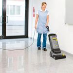 Lavadora-e-Secadora-de-Piso-700W-BR-304-C-220V-Karcher-9.398-624.0-ANT-Ferramentas