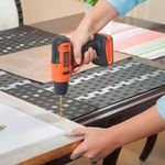 Parafusadeira--Furadeira-38-12V---13-Pecas-Black--Decker-LD12S-BR-ANT-Ferramentas