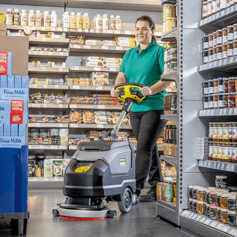 lavadora-e-secadora-de-piso-a-bateria-karcher-bd-fit-93011100-ant-ferramentas