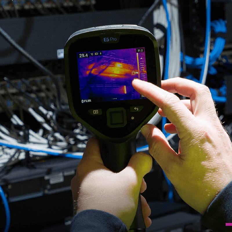 camera-termica-pontual-infravermelha-flir-e5-pro-13301-0101-ant-ferramentas