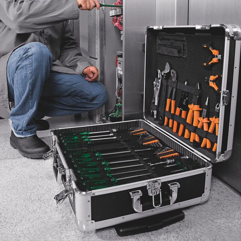 Maleta-Para-Ferramentas-Com-Rodas-20kg-Tramontina-44952040-ANT-Ferramentas